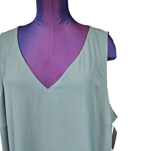 NWT Nine West Dusty‎ Teal V-Neck Chiffon Sleeveless Blouse Size 3X Women's - Picture 2 of 8